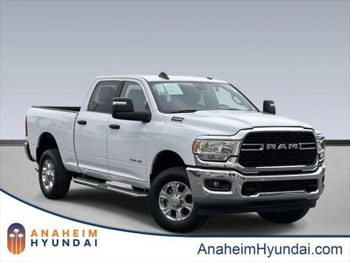 2023 RAM 2500 Big Horn Crew Cab 4x4 6'4' Box