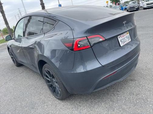 2023 Tesla Model Y Long Range Dual Motor All-Wheel Drive