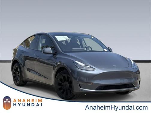 2023 Tesla Model Y Long Range Dual Motor All-Wheel Drive