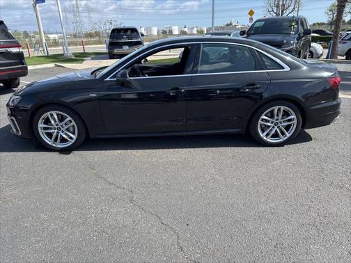 2023 Audi A4 45 S line Premium Plus