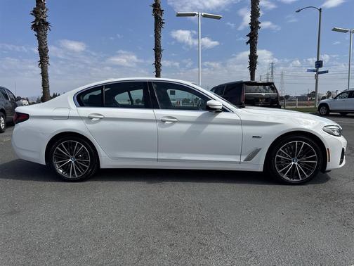 2023 BMW 530e Base