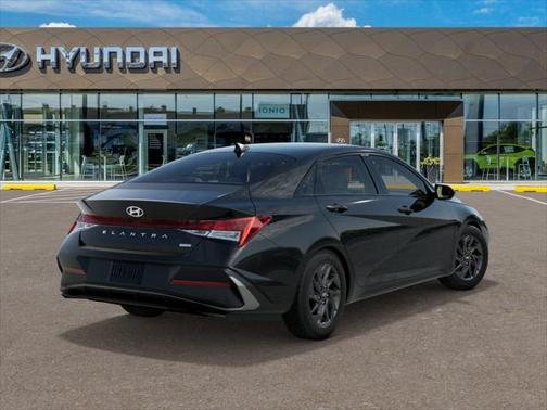 2025 Hyundai ELANTRA HEV Blue