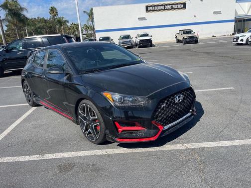 2022 Hyundai Veloster N Base