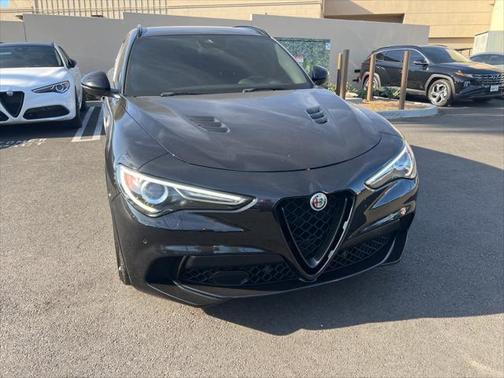 2022 Alfa Romeo Stelvio Quadrifoglio