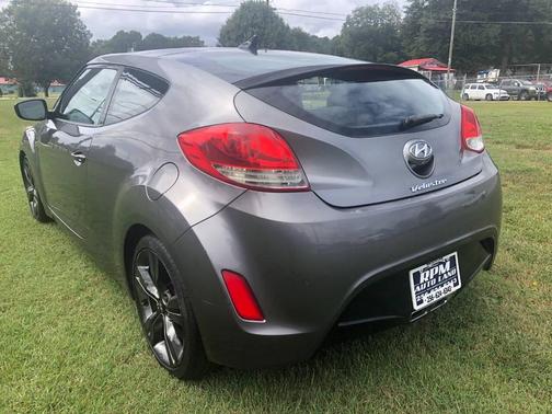 2012 Hyundai Veloster Base