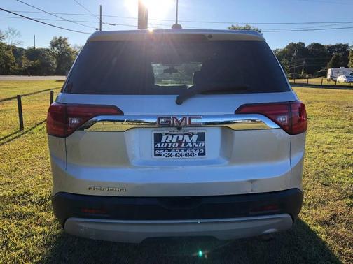 2017 GMC Acadia SLE-1