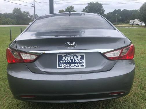 2013 Hyundai SONATA GLS