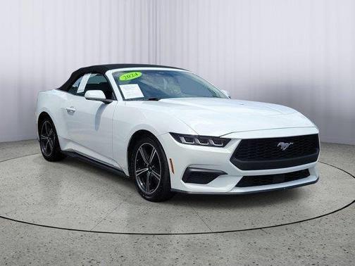 Oxford White 2024 Ford Mustang EcoBoost Convertible