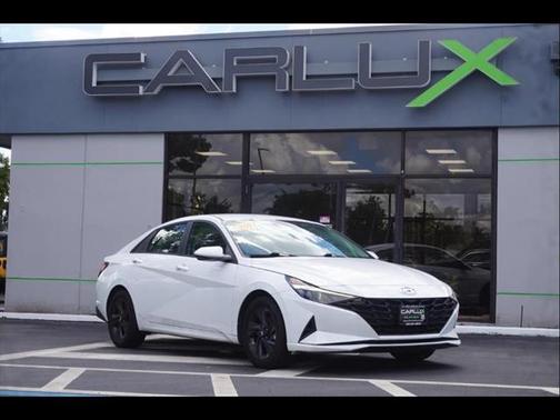 2021 Hyundai ELANTRA SEL