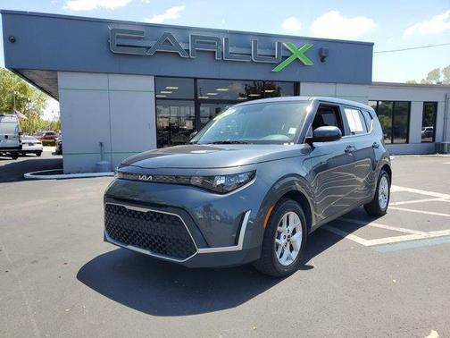2023 Kia Soul LX IVT