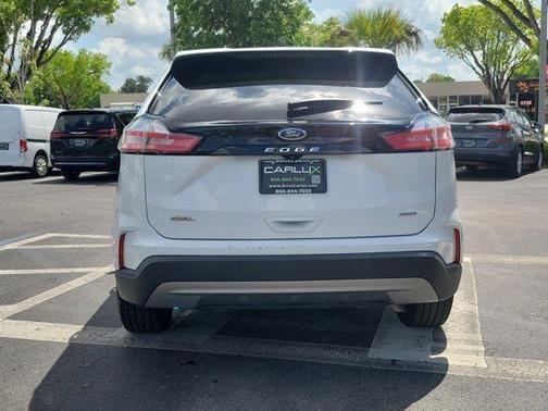 Oxford White 2022 Ford Edge SEL AWD