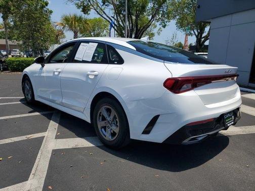 2022 Kia K5 LXS Auto FWD