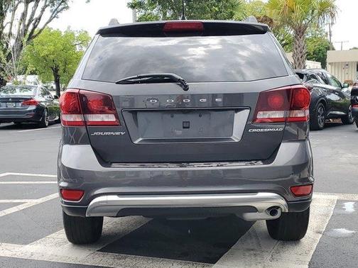 2020 Dodge Journey Crossroad