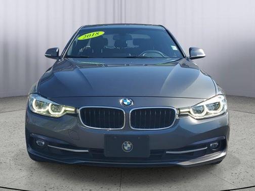 2018 BMW 330 i xDrive