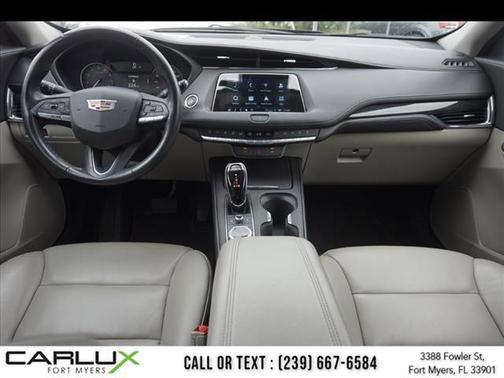 2023 Cadillac XT4 Premium Luxury