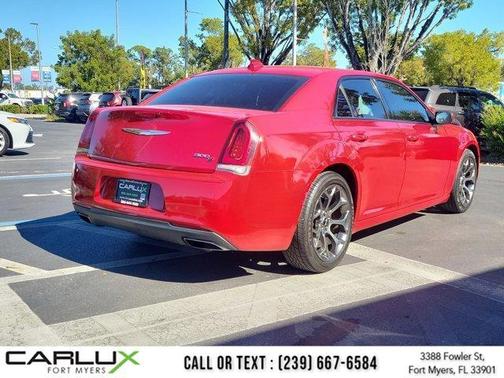 2018 Chrysler 300 S