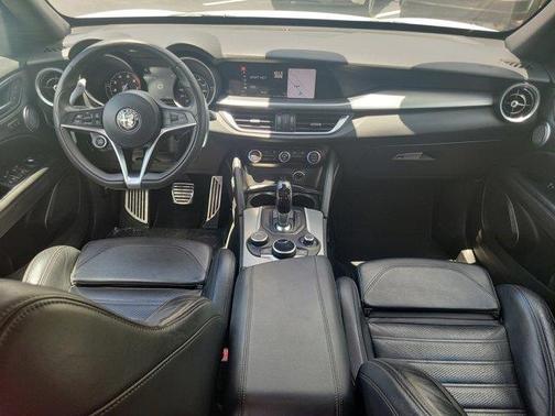 2018 Alfa Romeo Stelvio Ti Sport