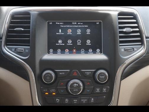 2020 Jeep Grand Cherokee Laredo