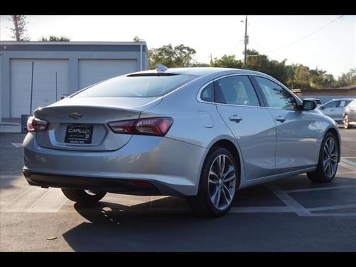 2022 Chevrolet Malibu 4dr Sdn LT