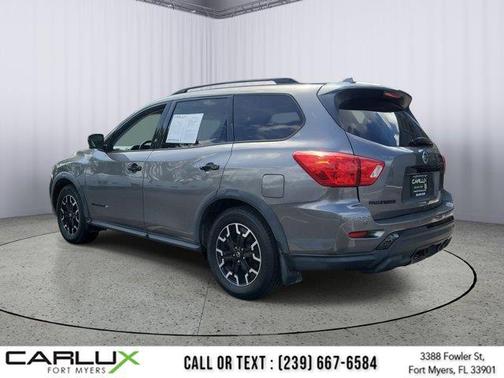 Gun Metallic 2020 Nissan Pathfinder SL 4WD