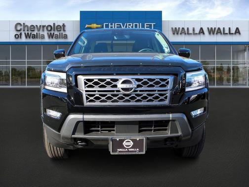 2024 Nissan Frontier SL