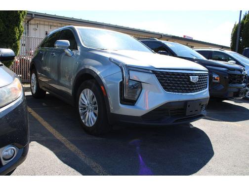 2024 Cadillac XT4 Luxury