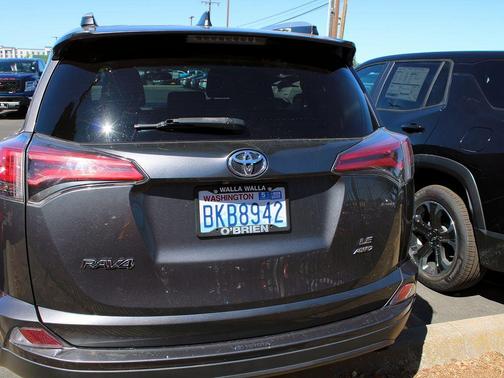 2016 Toyota RAV4 LE