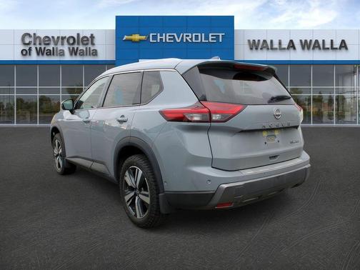 2024 Nissan Rogue SL