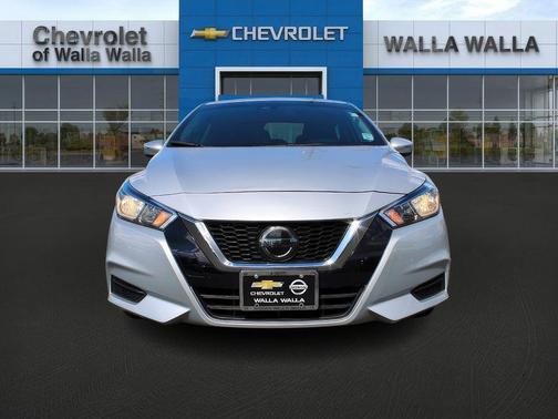 2020 Nissan Versa 1.6 SV