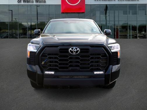 Midnight Black Metallic 2024 Toyota Tundra SR5