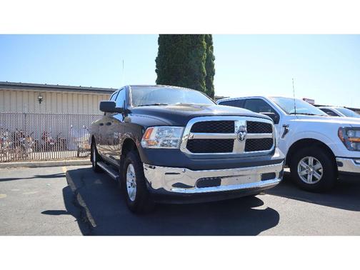 2018 RAM 1500 ST