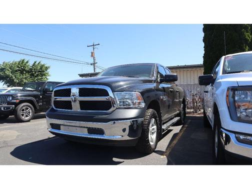 2018 RAM 1500 ST
