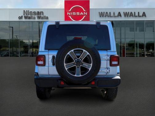 Silver Zynith 2023 Jeep Wrangler Sahara