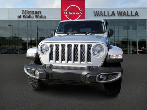 Silver Zynith 2023 Jeep Wrangler Sahara