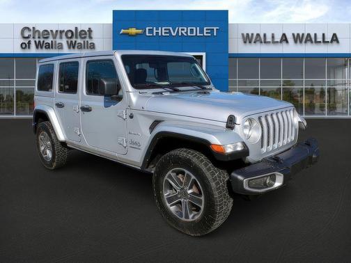 Silver Zynith 2023 Jeep Wrangler Sahara