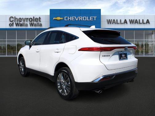 2024 Toyota Venza XLE