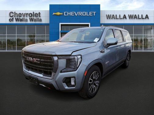 2023 GMC Yukon XL AT4