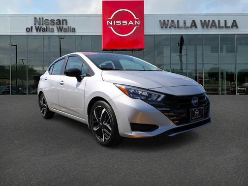 Brilliant Silver Metallic 2025 Nissan Versa 1.6 SR