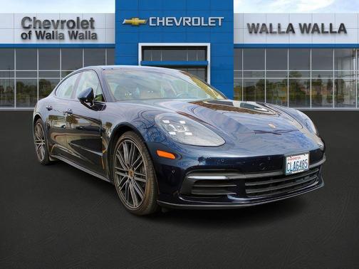 2019 Porsche Panamera Base