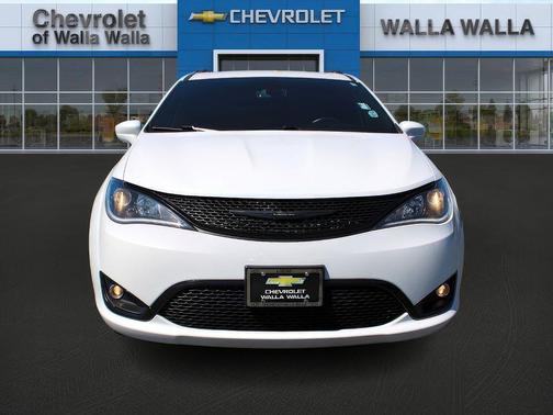 2020 Chrysler Pacifica Launch Edition