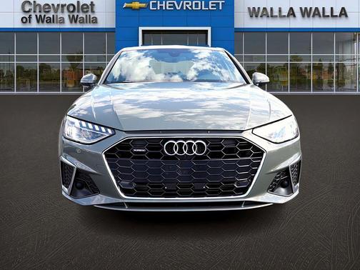 2023 Audi A4 45 S line Premium Plus