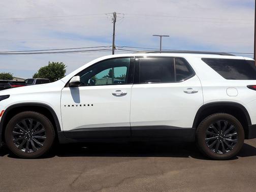 2022 Chevrolet Traverse RS