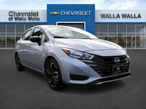 2025 Nissan Versa 1.6 SR