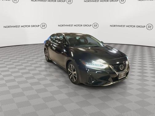 2021 Nissan Maxima SV
