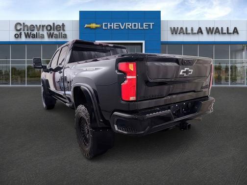 Black 2024 Chevrolet Silverado 2500 High Country