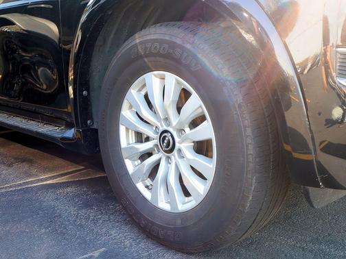 2023 Nissan Armada SV