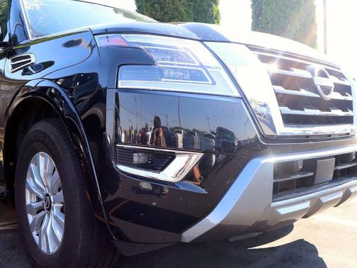 2023 Nissan Armada SV