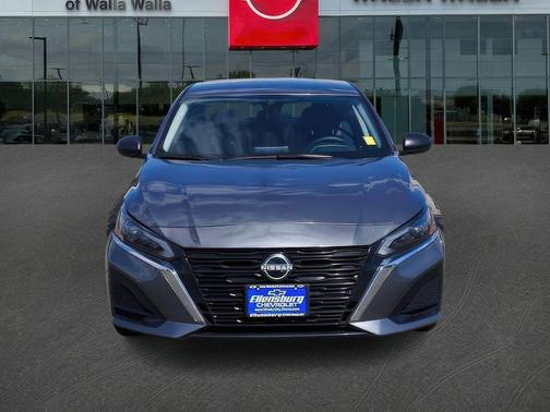 Gun Metallic 2025 Nissan Altima SV