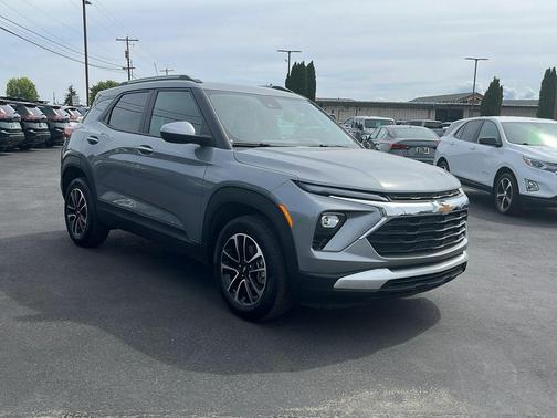 Sterling Gray Metallic 2025 Chevrolet Trailblazer LT
