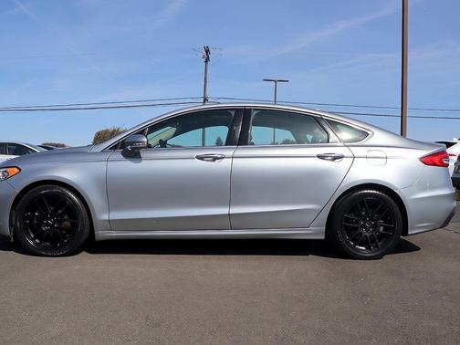 2020 Ford Fusion Hybrid Titanium